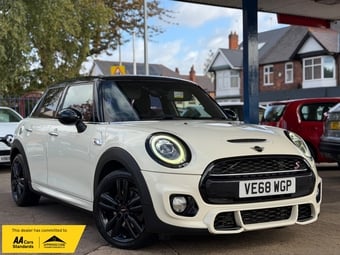 Mini Hatch 2018