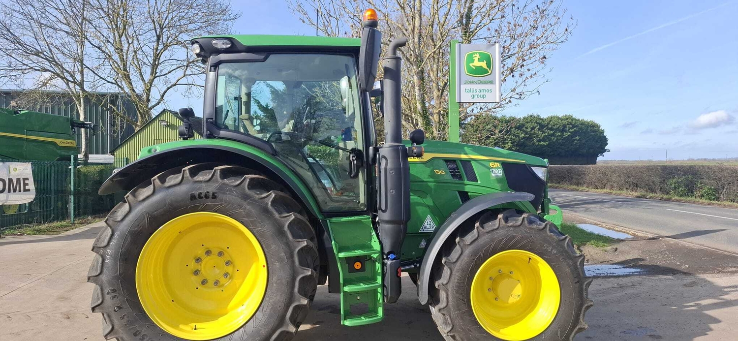 [ berth ]John Deere 6R 130