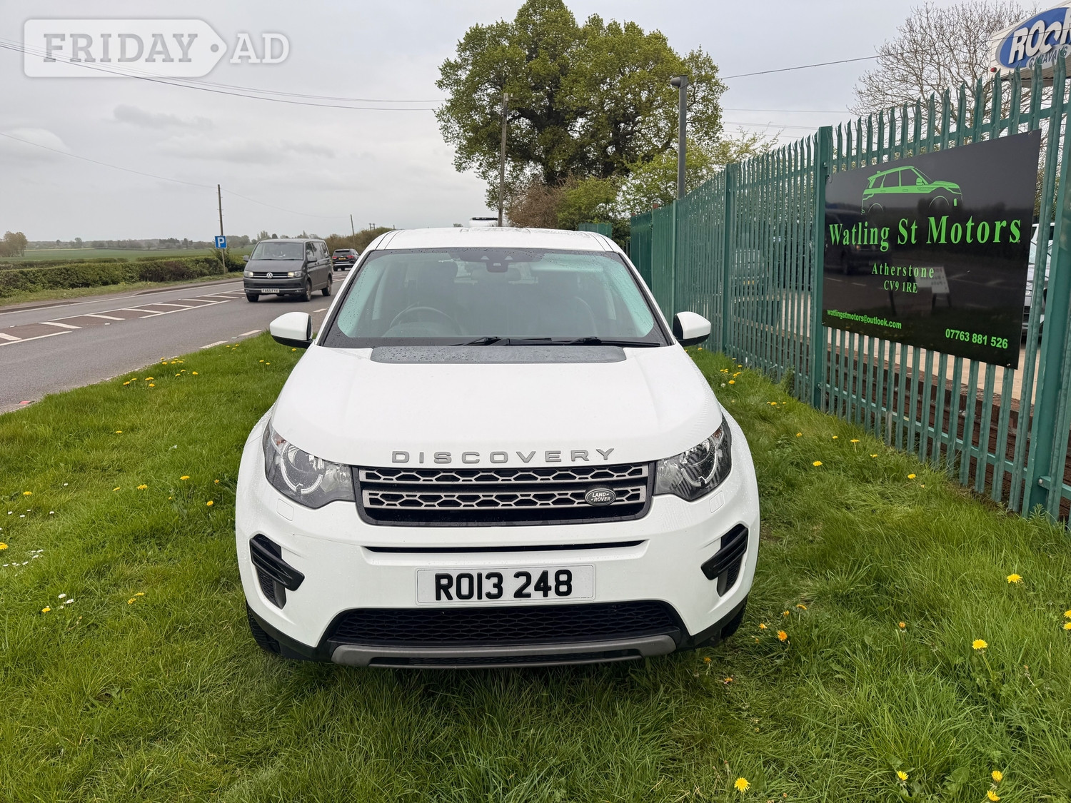 [ berth ]Land Rover Discovery Sport
