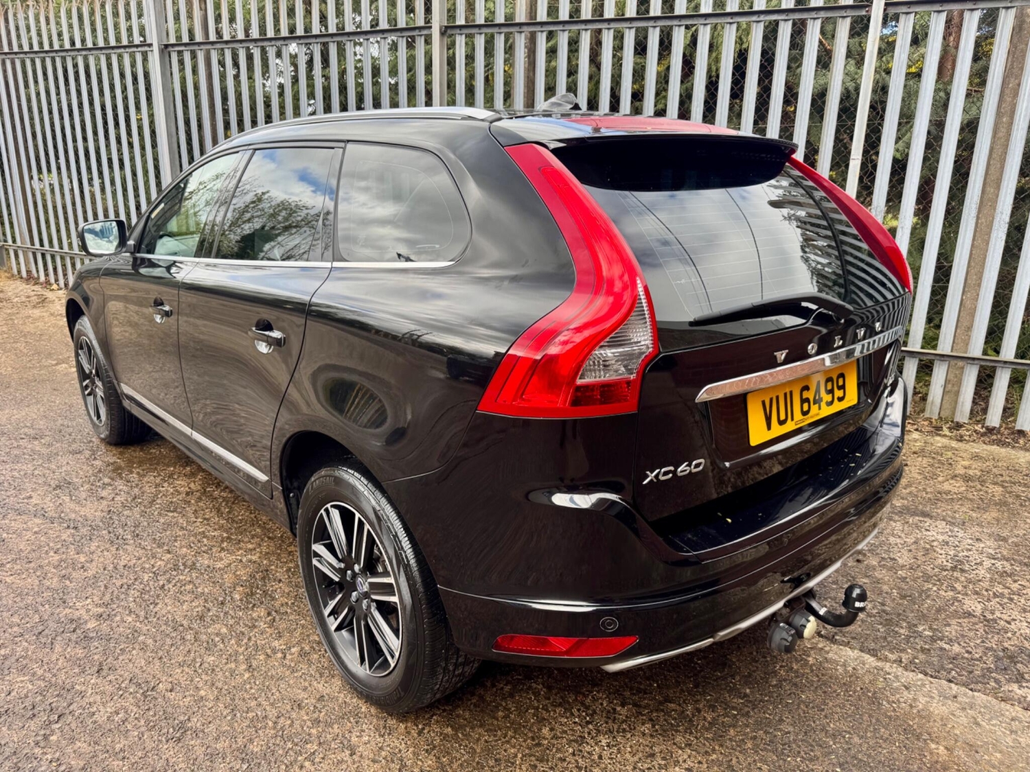 Volvo XC60 2015 - Cars in Ballyclare