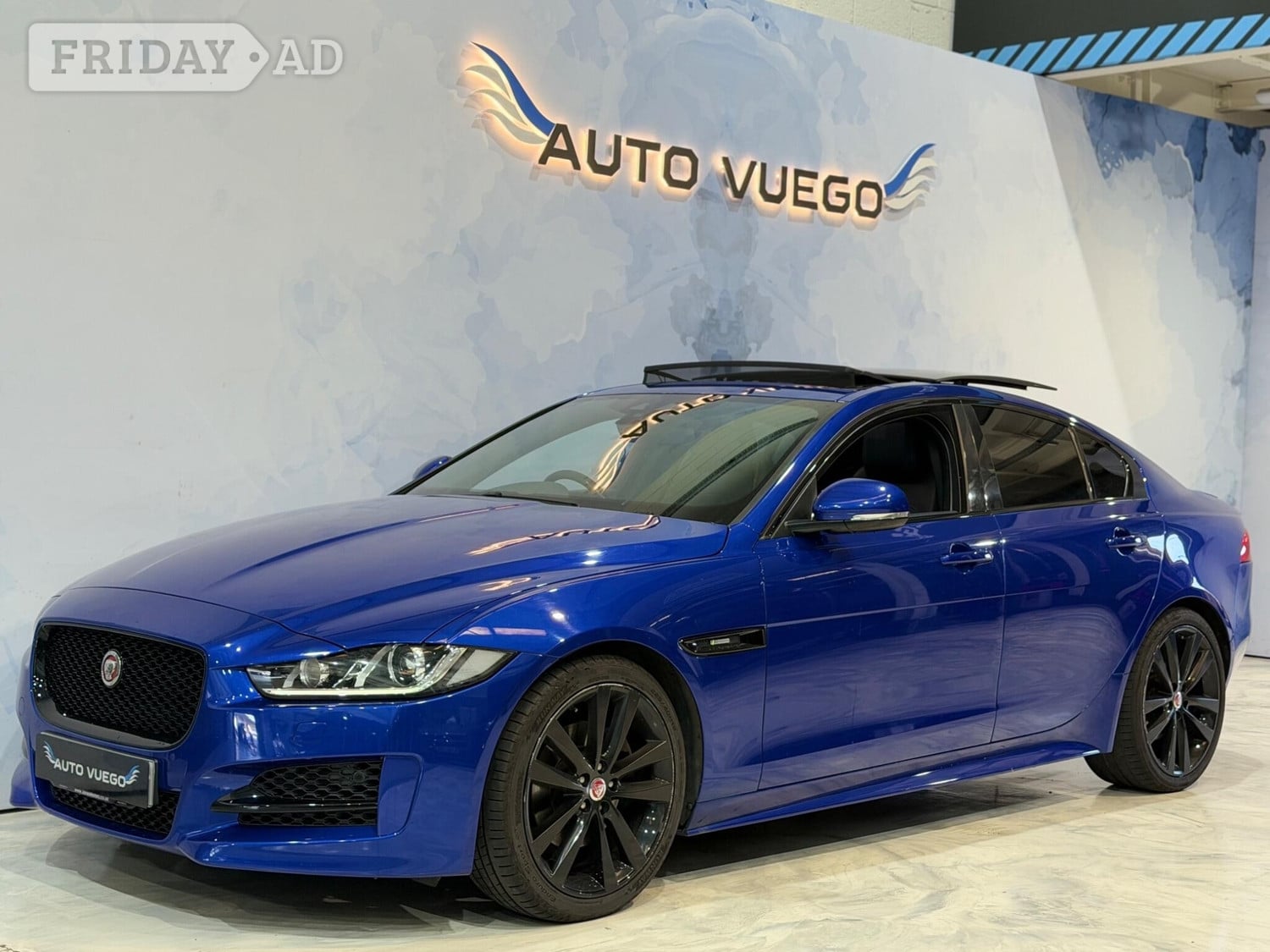 Jaguar XE 2016 - Cars in Uxbridge