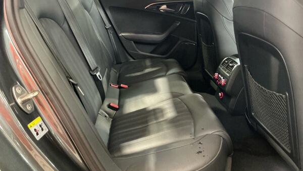 [ berth ]Audi A6 Saloon