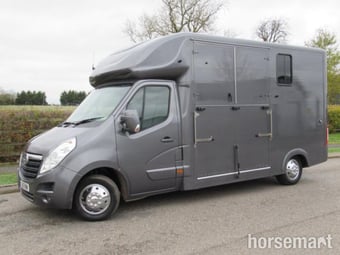 Movano Vauxhall Horsebox