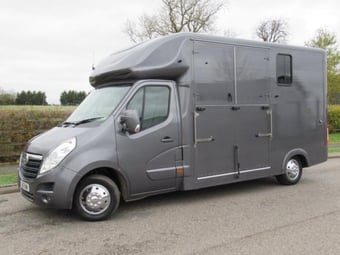 Movano Vauxhall Horsebox