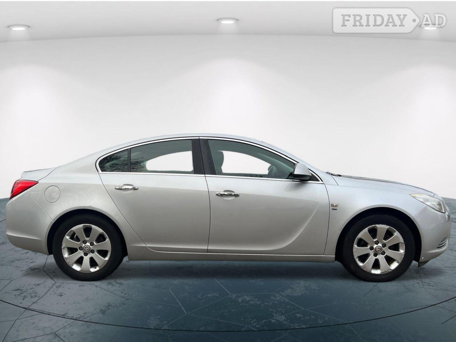 [ berth ]Vauxhall Insignia