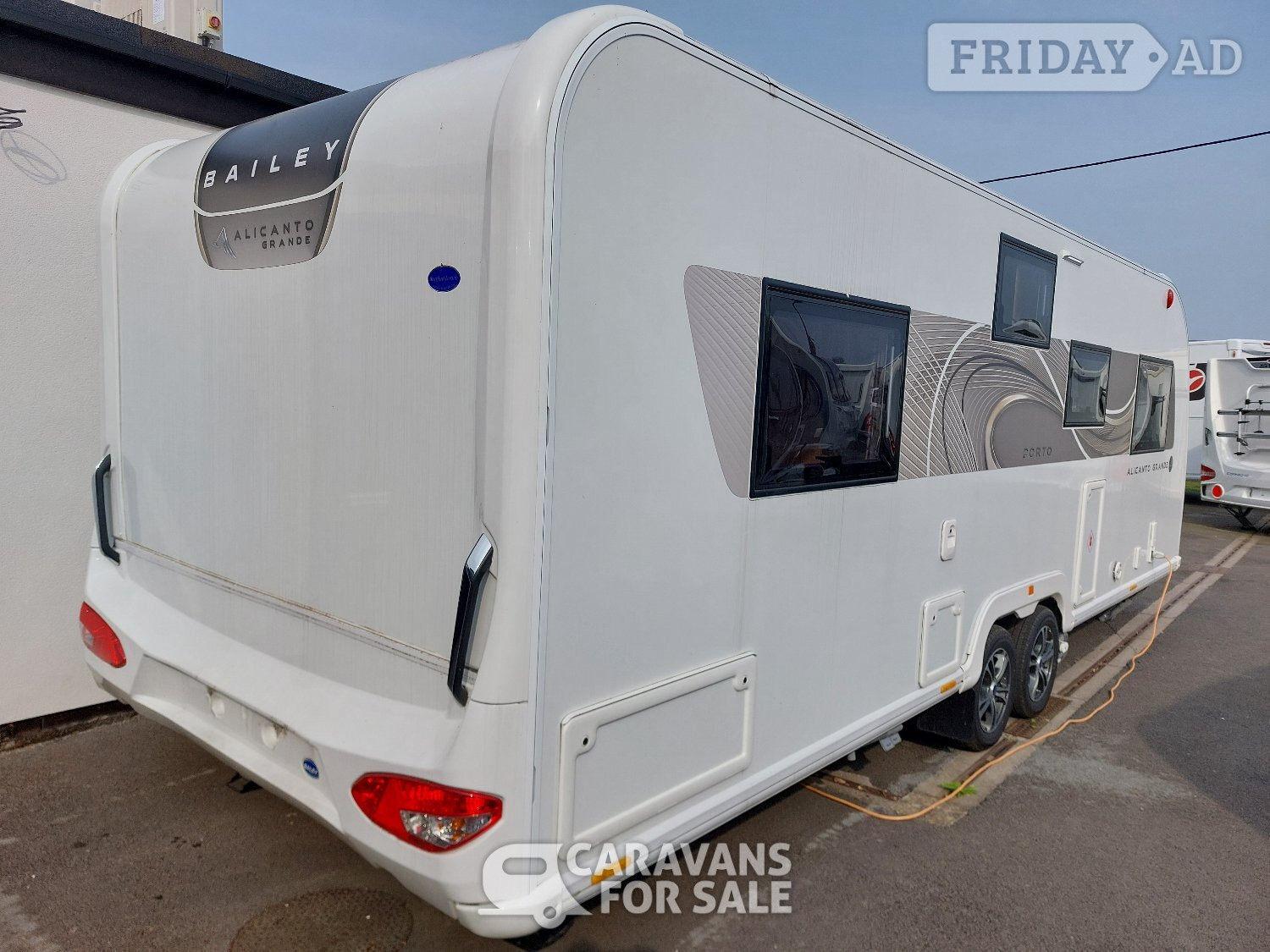 Bailey Alicanto Grande Porto 2023 - Motorhomes & Caravans in Routh