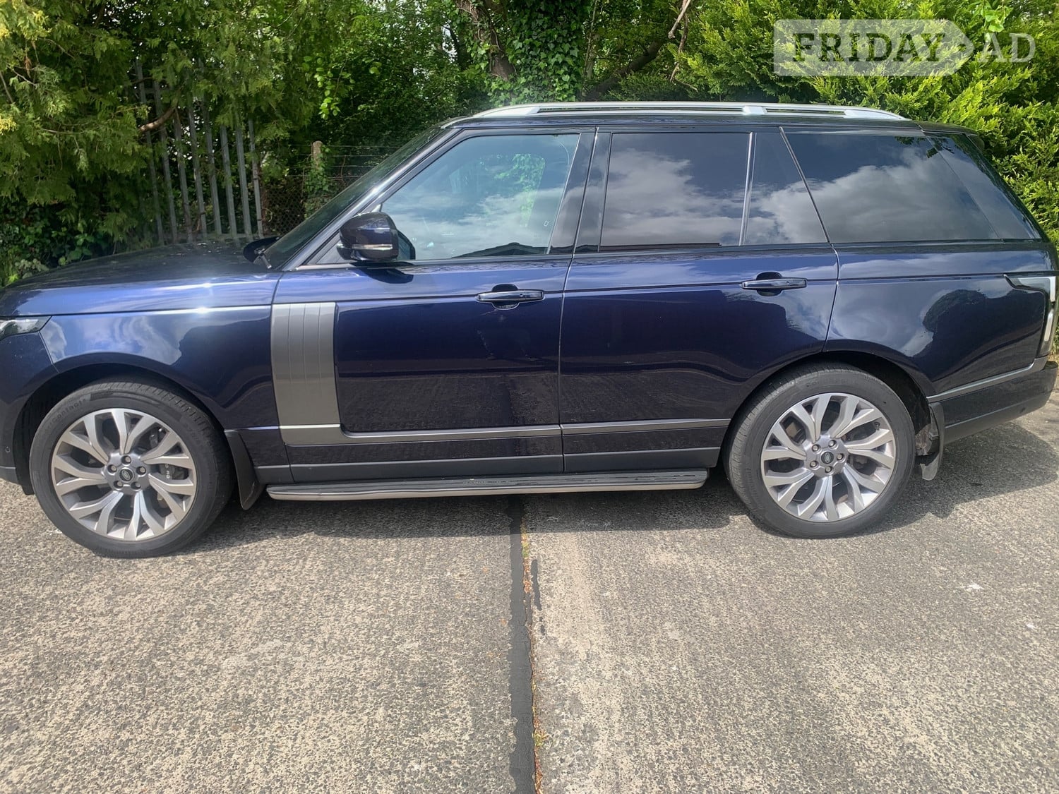Land Rover Range Rover 2018 - Cars in Epsom