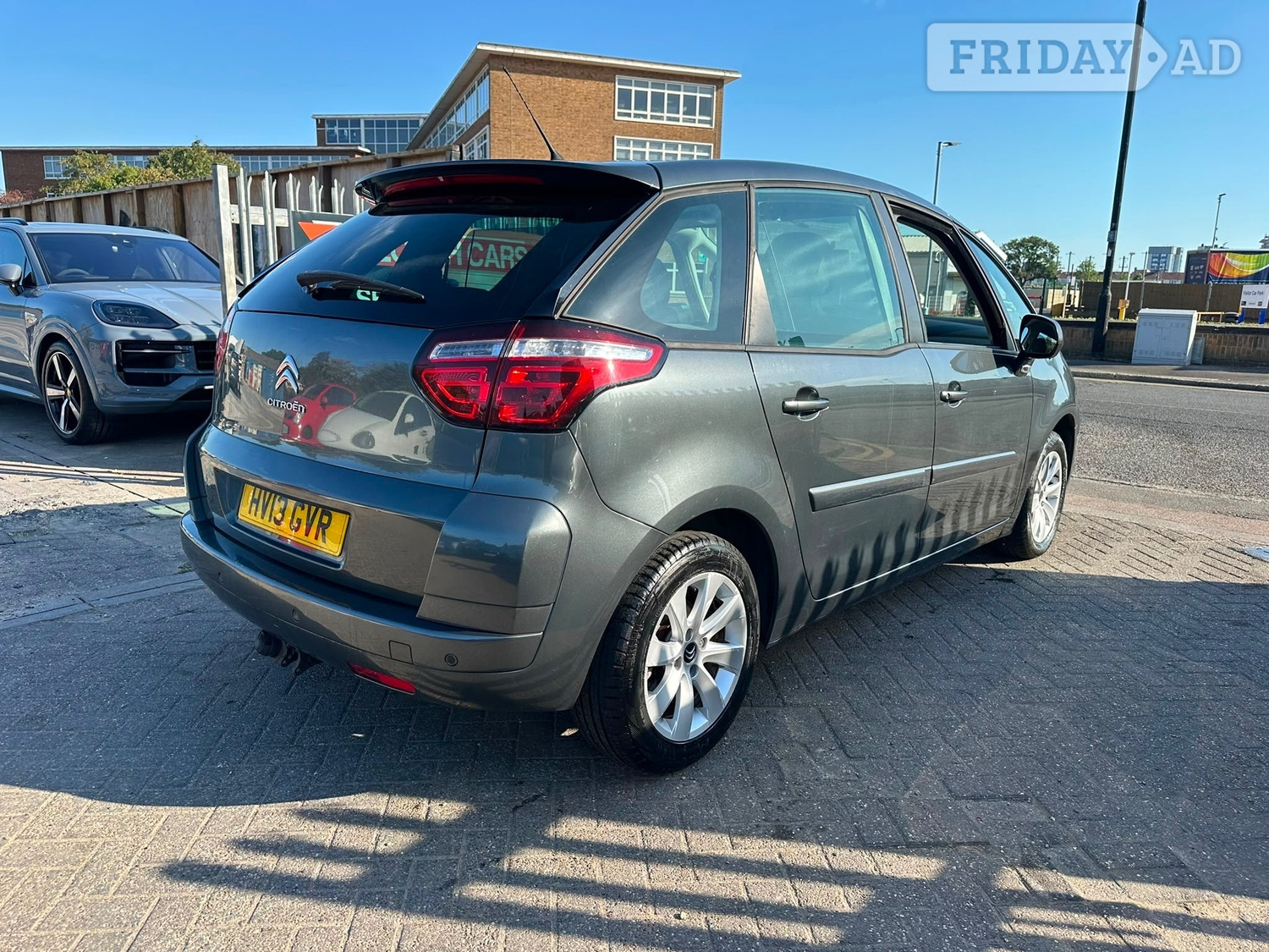 Citroen C4 Picasso 2013 - Cars in Slough