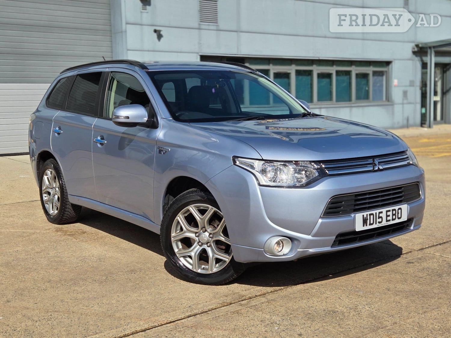 Mitsubishi Outlander 2015 in Slough