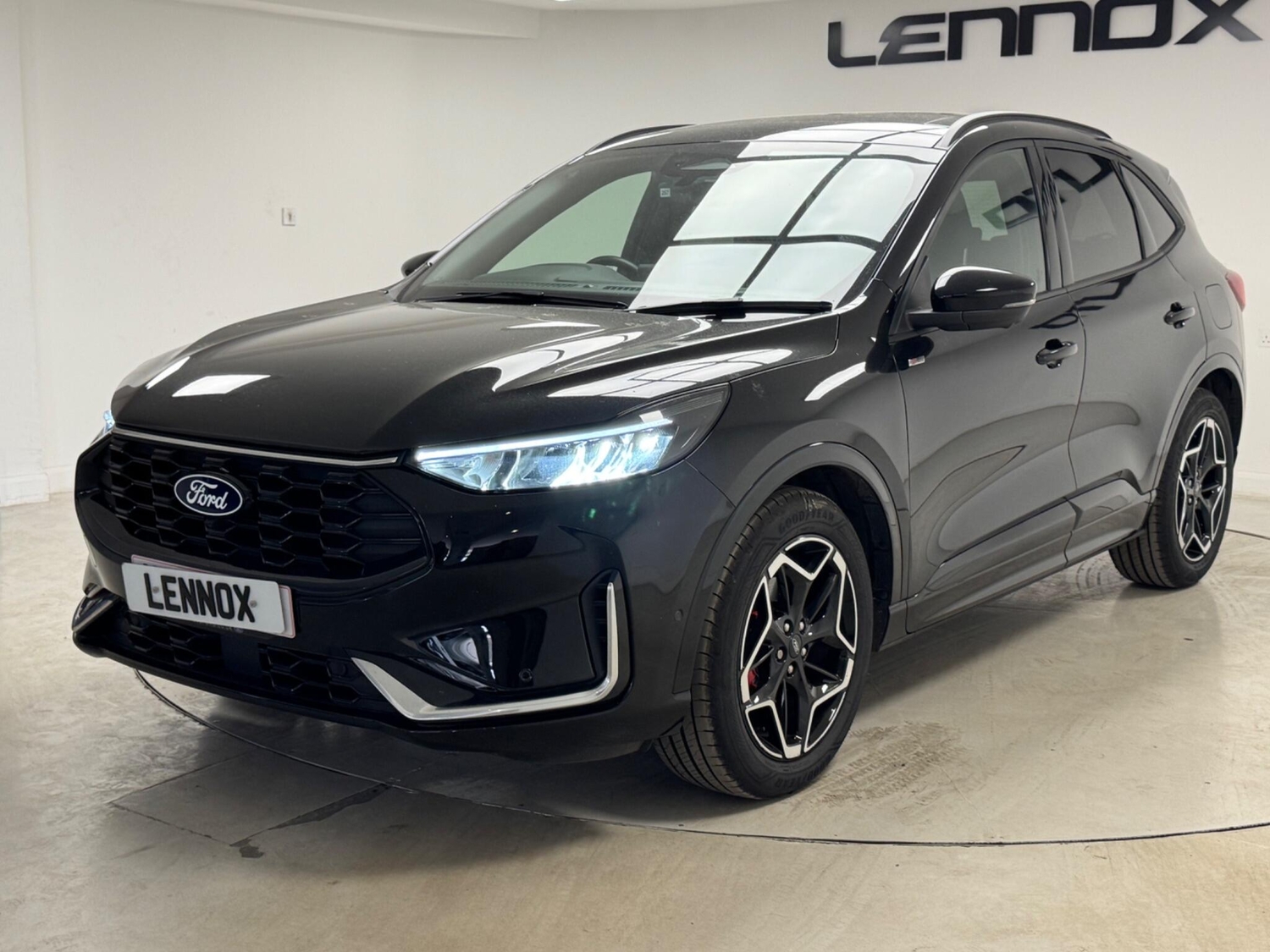 [ berth ]Ford Kuga