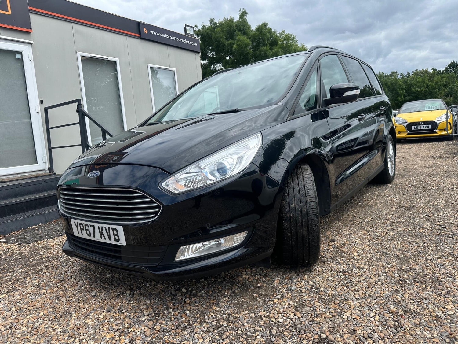 [ berth ]Ford Galaxy