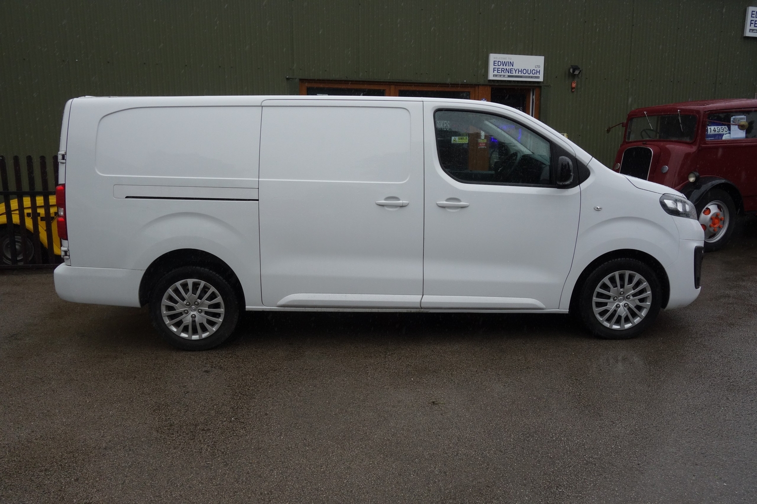 Vauxhall Vivaro Rugeley
