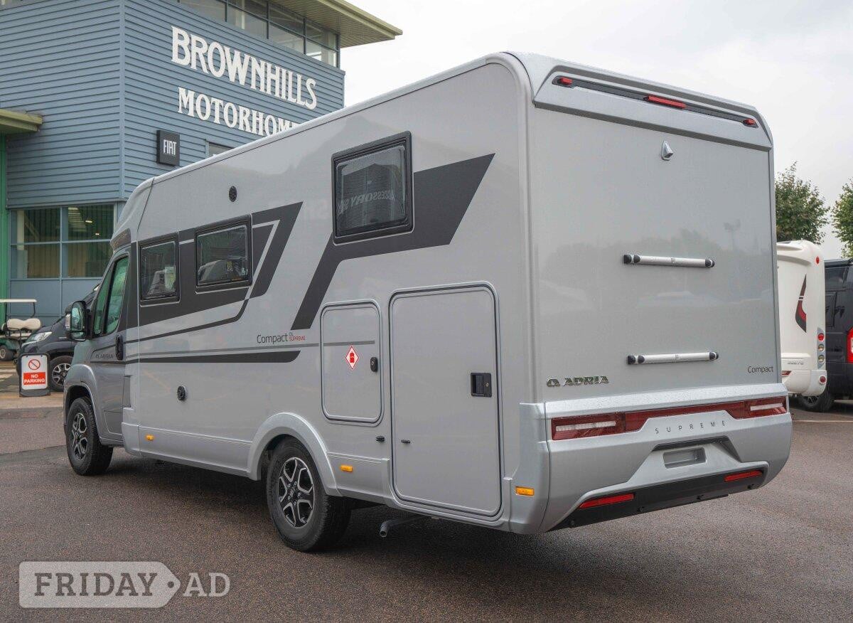 [3 berth ]Adria Compact Supreme DL 140BHP Fiat 140