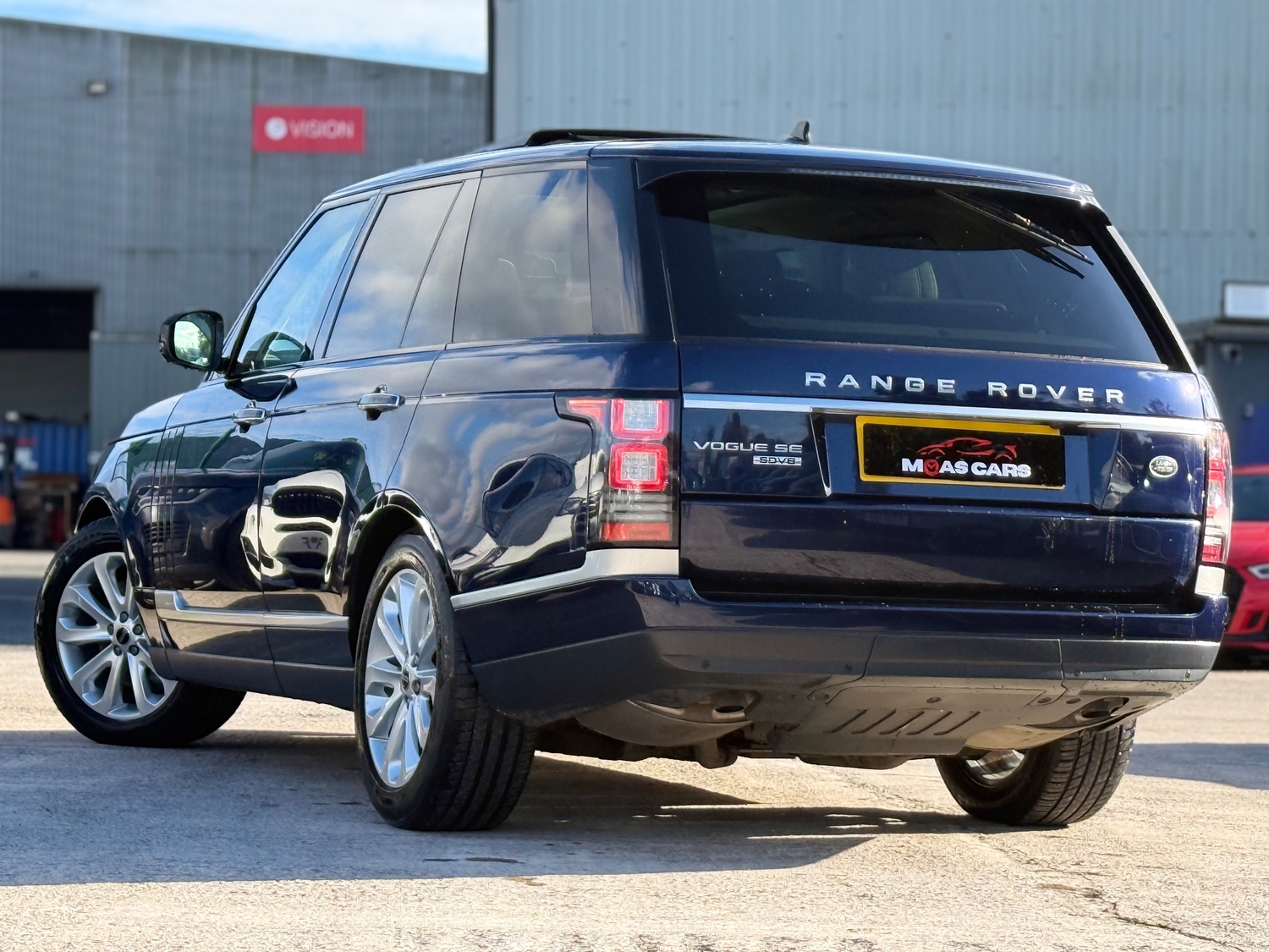 Land Rover Range Rover Blackburn