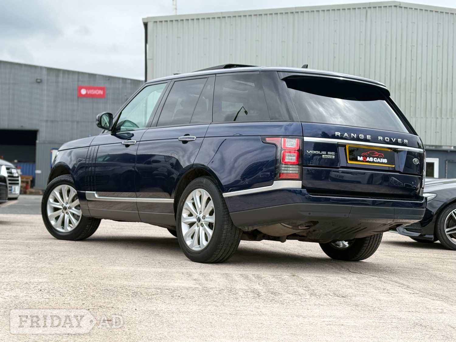 Land Rover Range Rover Blackburn