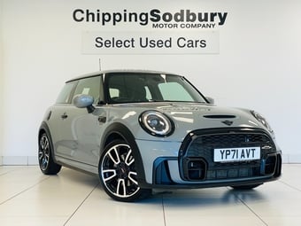 Mini Hatch 2021