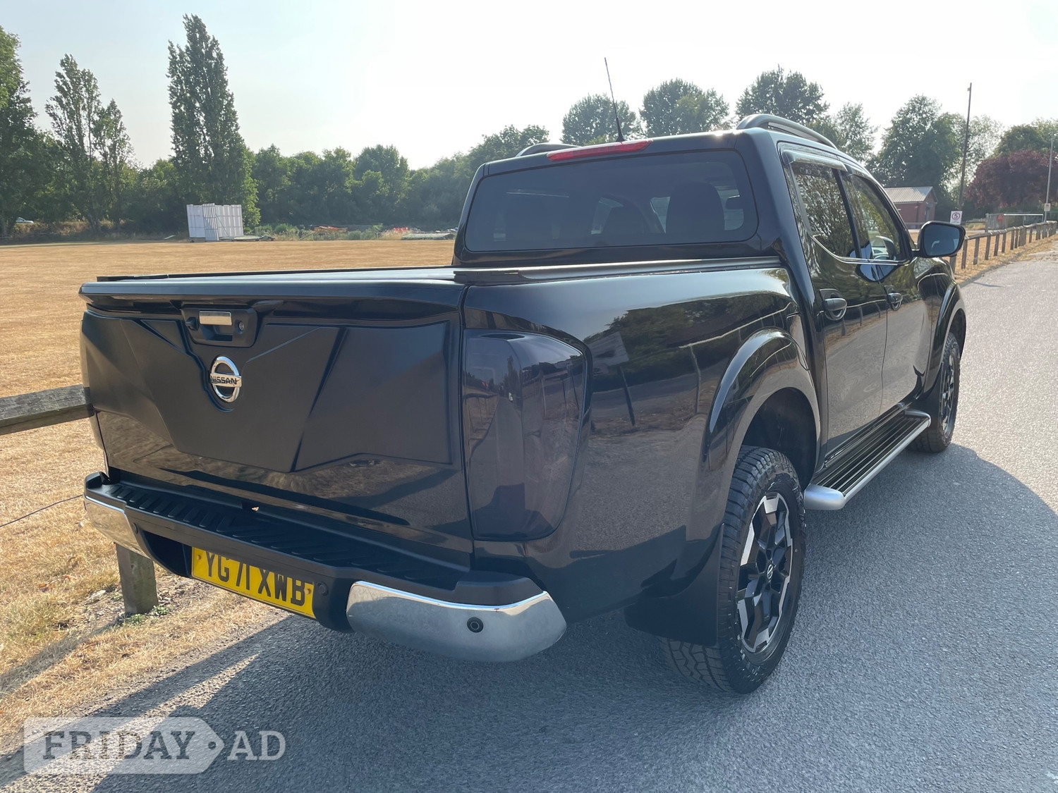 Nissan Navara 2021 - Cars in Watlington