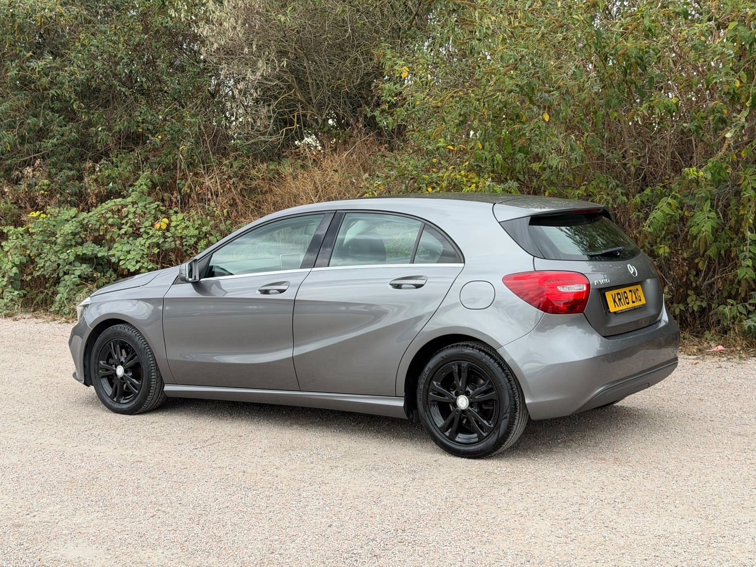 [ berth ]Mercedes-Benz A Class