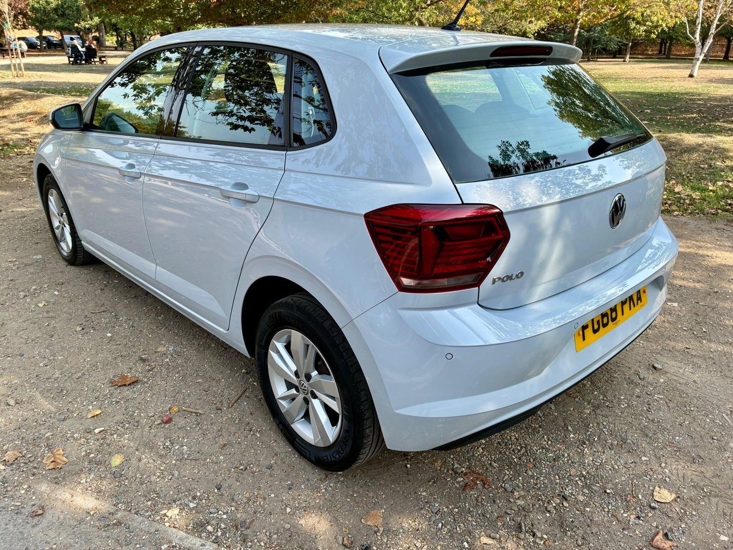 Volkswagen Polo 2018 - Cars in Guildford