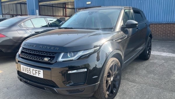 [ berth ]Land Rover Range Rover Evoque
