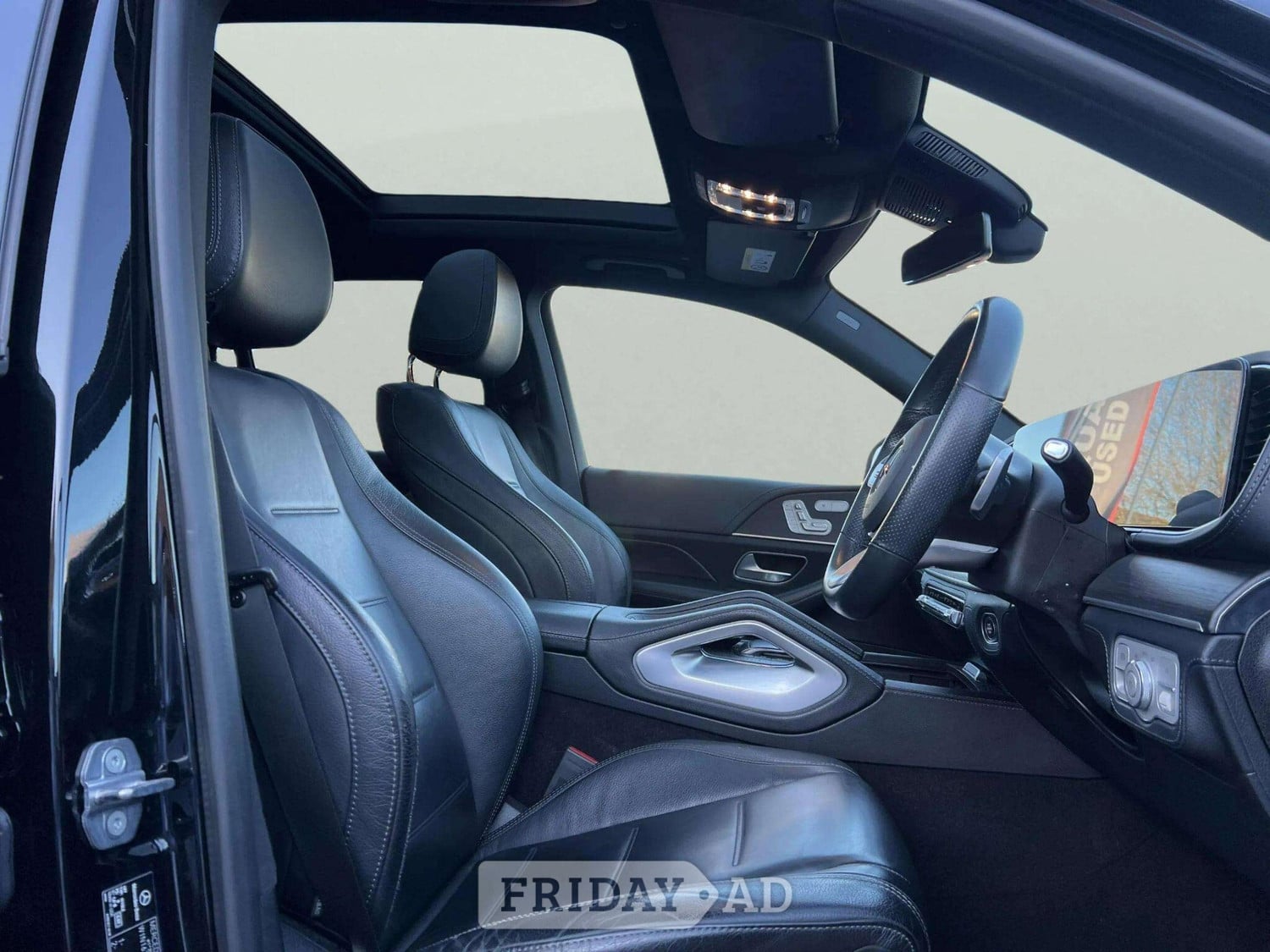 [ berth ]Mercedes-Benz GLE