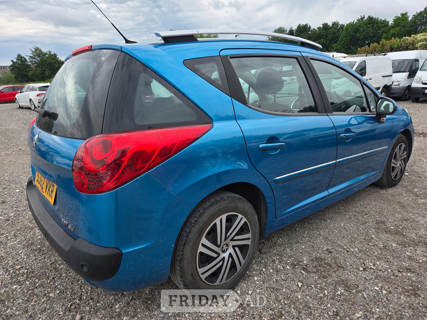 [ berth ]Peugeot 207 SW