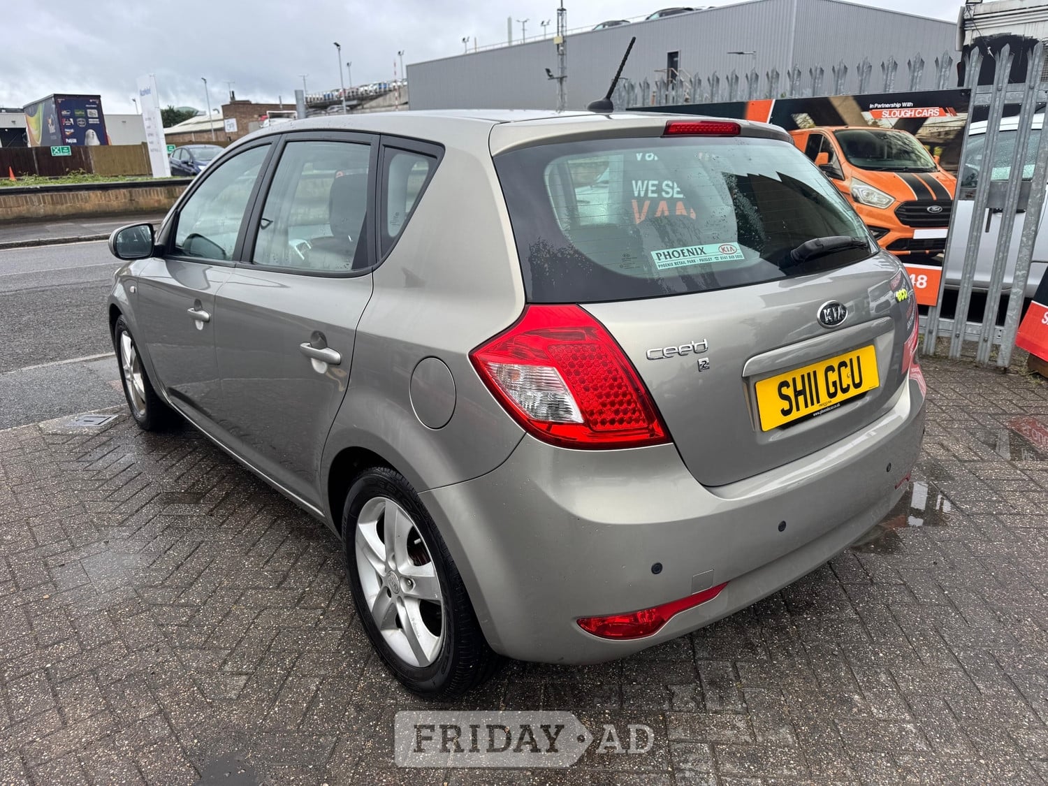 [ berth ]Kia Ceed