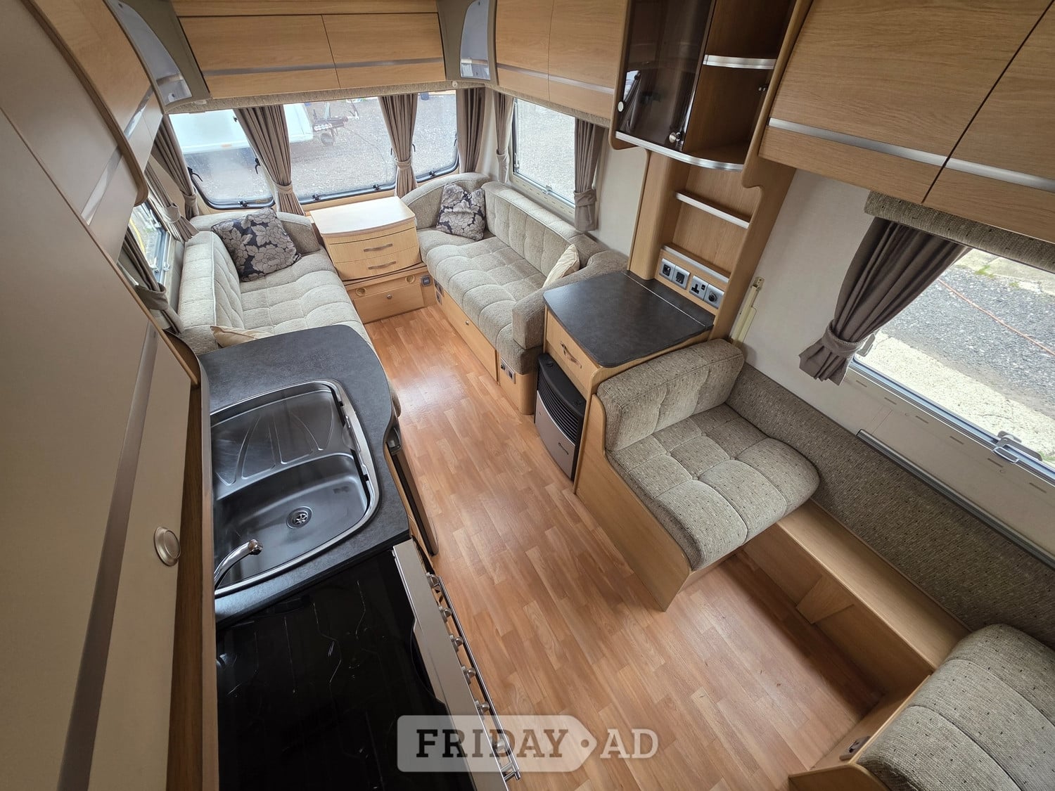 Coachman Pastiche 2010 - Motorhomes & Caravans