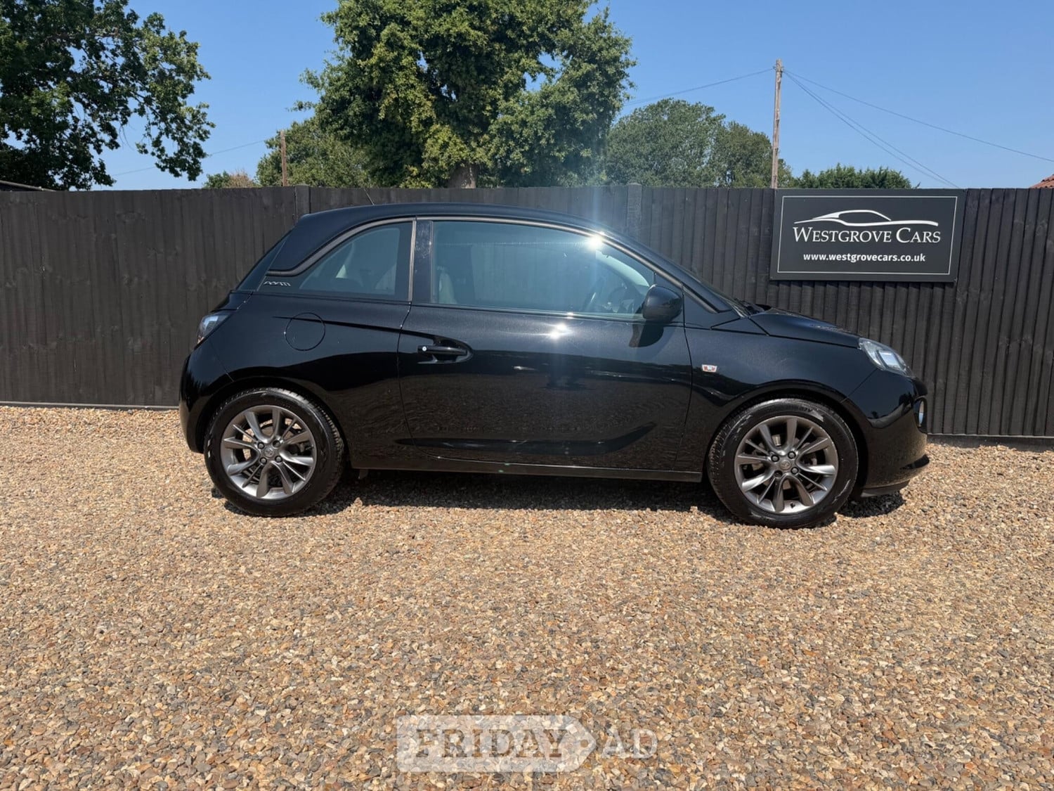 [ berth ]Vauxhall Adam