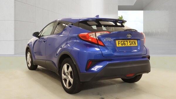 [ berth ]Toyota C-HR