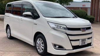 Toyota Noah 2019