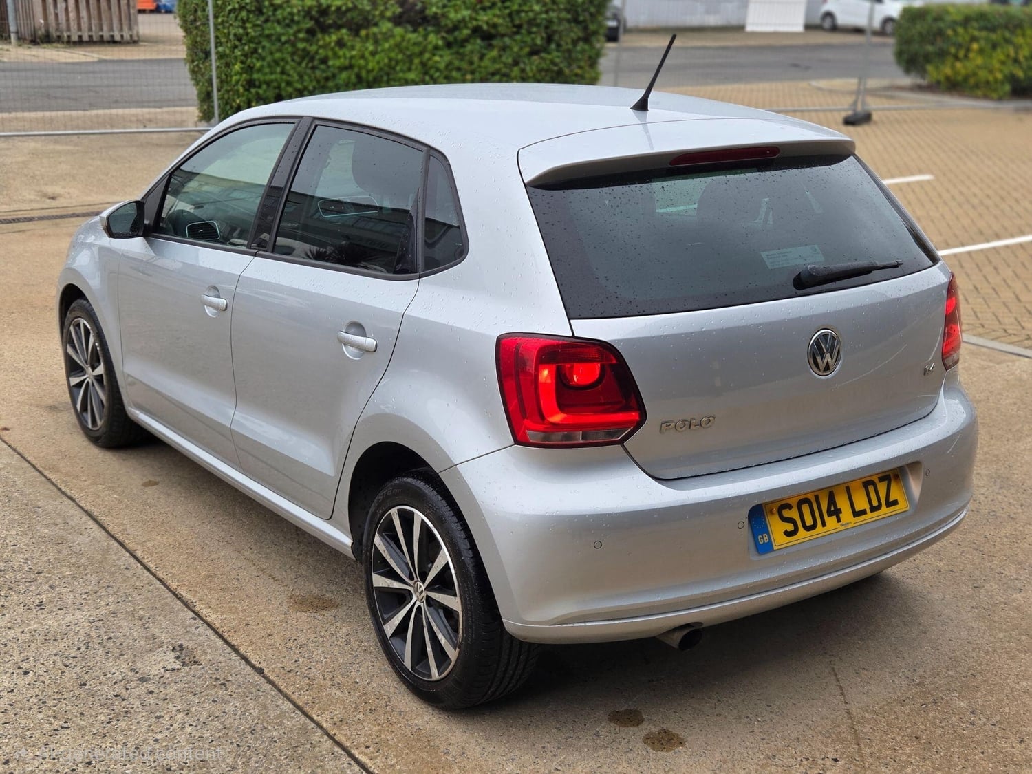 [ berth ]Volkswagen Polo
