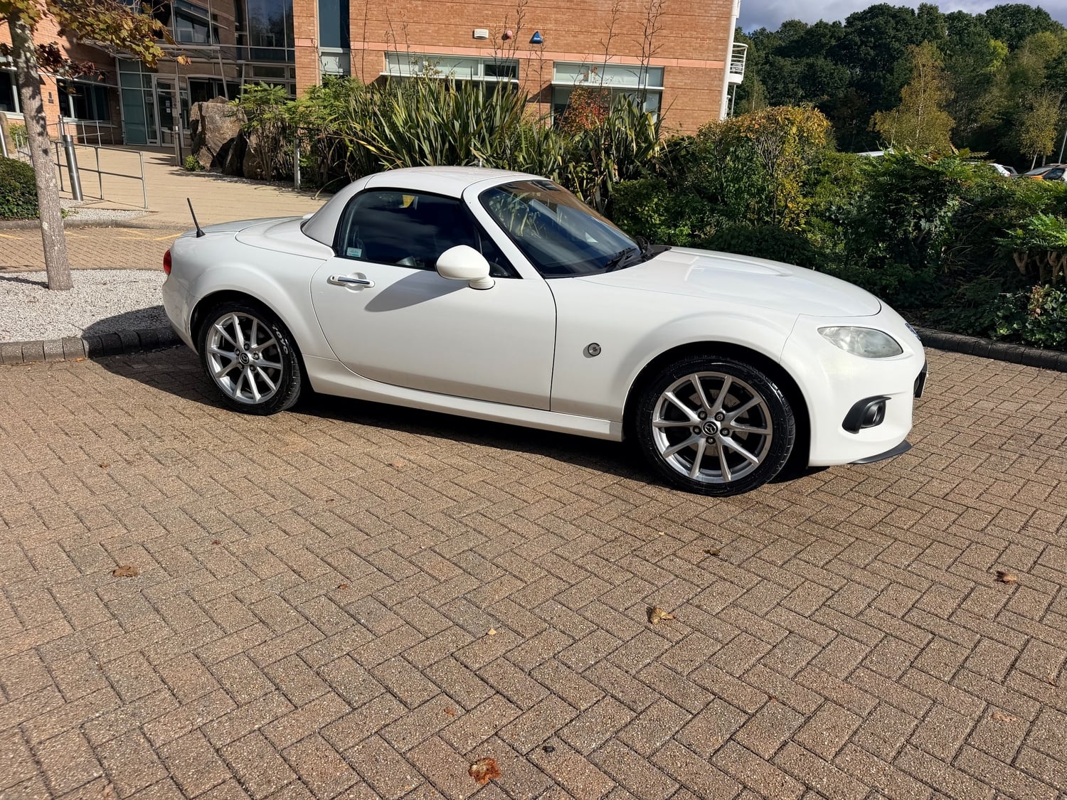 [ berth ]Mazda MX-5