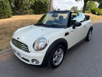 Mini Convertible 2010