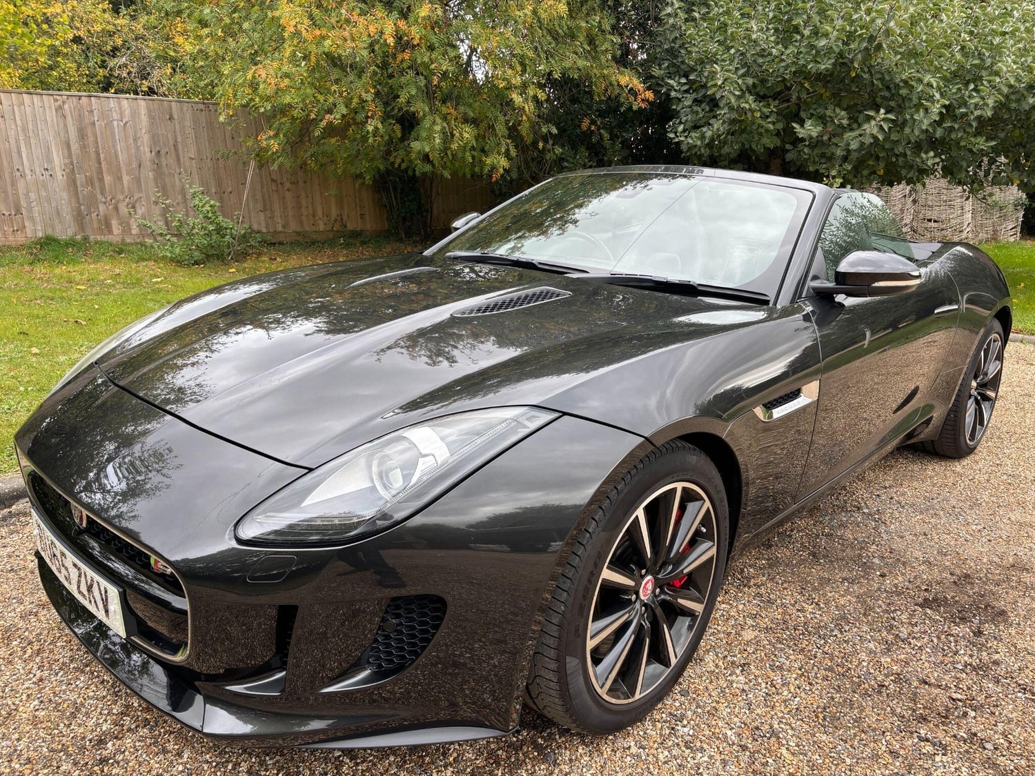 Jaguar F-Type 2016 - Cars in High Wycombe