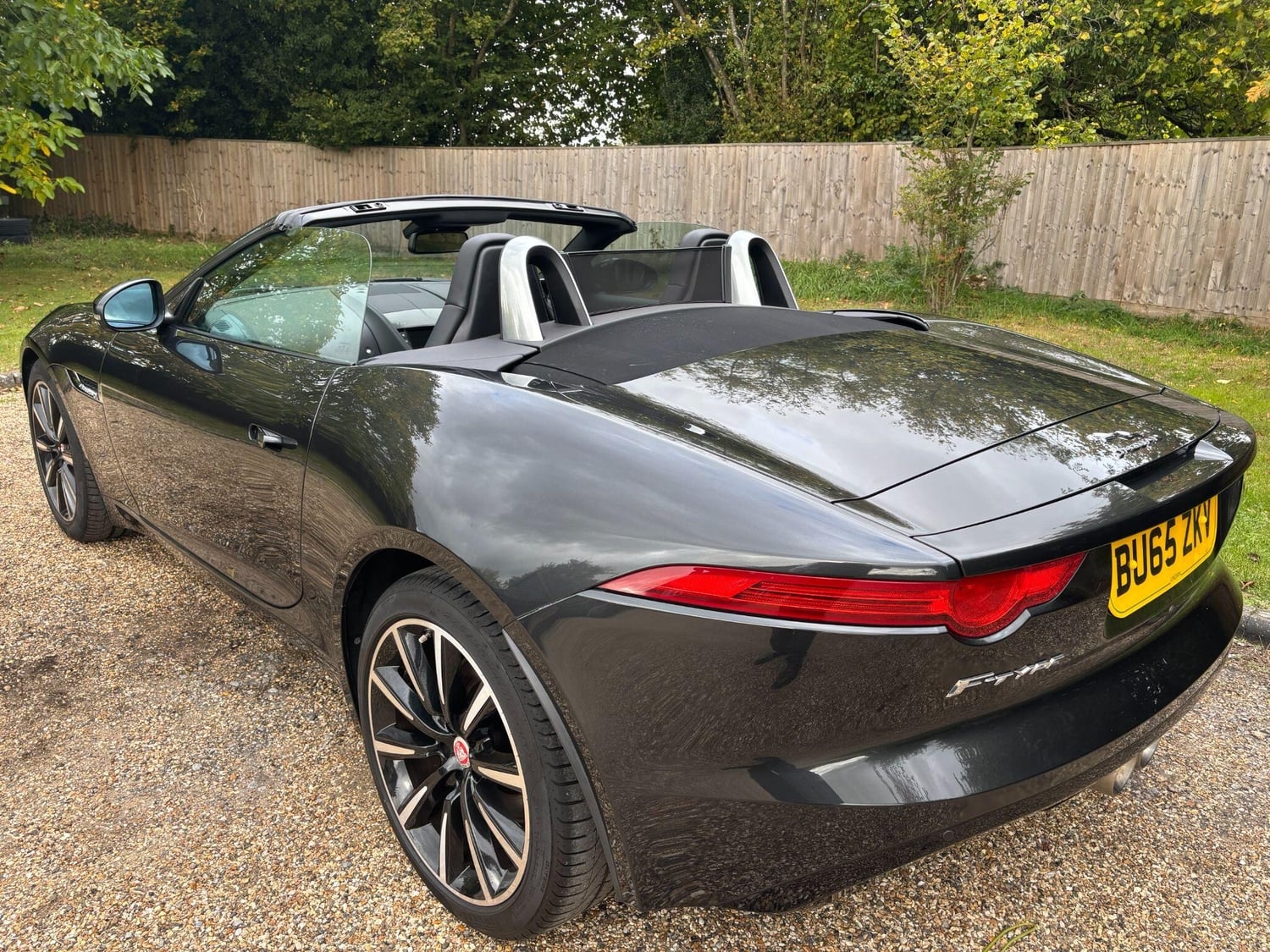 Jaguar F-Type 2016 - Cars