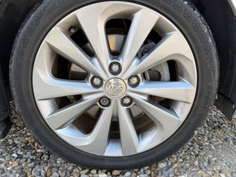 Toyota Auris 2013
