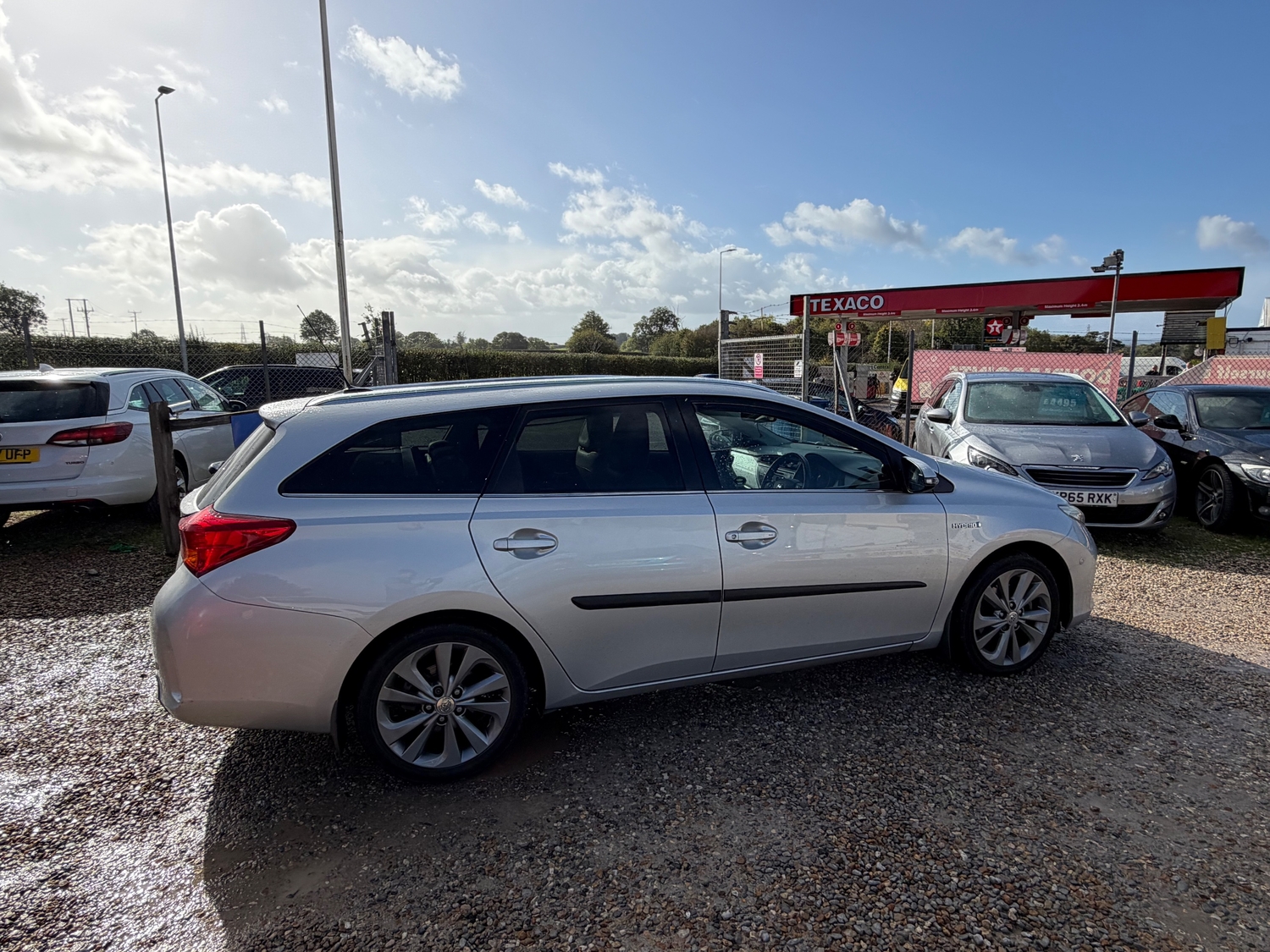 Toyota Auris 2013 - Cars