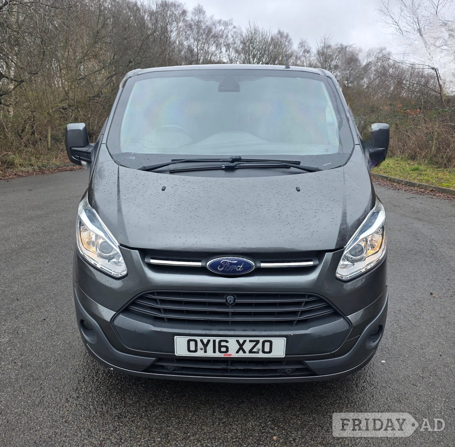 [ berth ]Ford Transit Custom