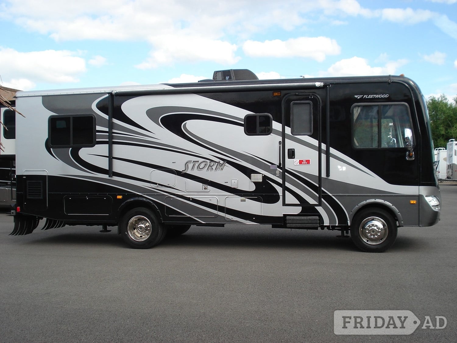 Fleetwood Storm 28F Bicester
