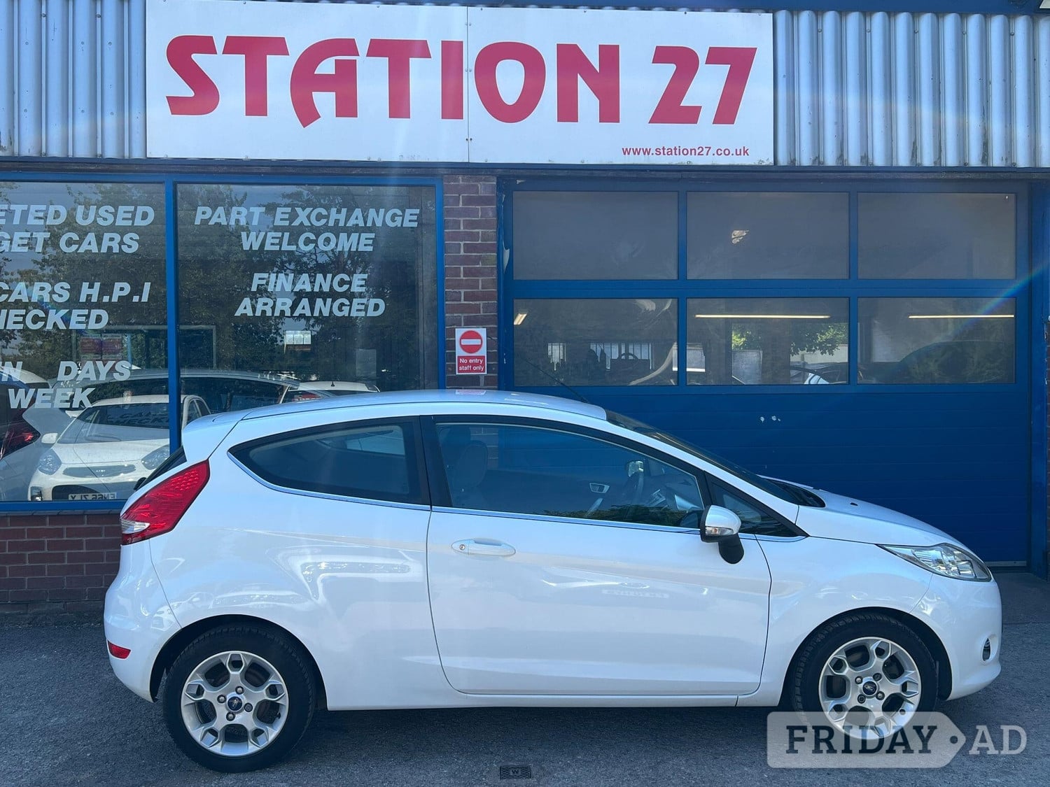 Ford Fiesta 2012 - Cars