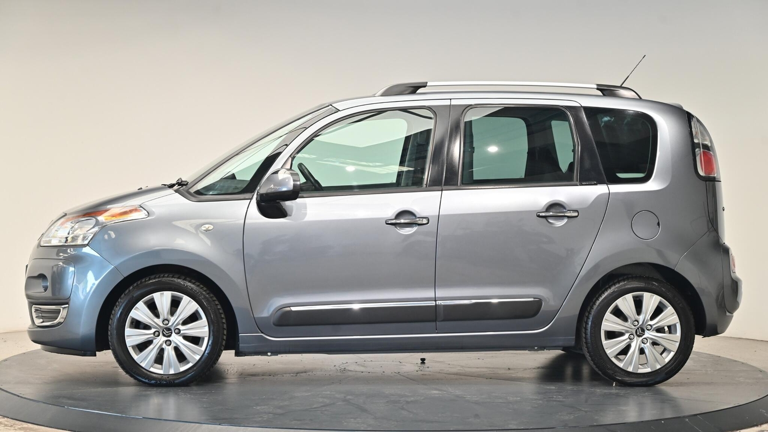 [ berth ]Citroen C3 Picasso