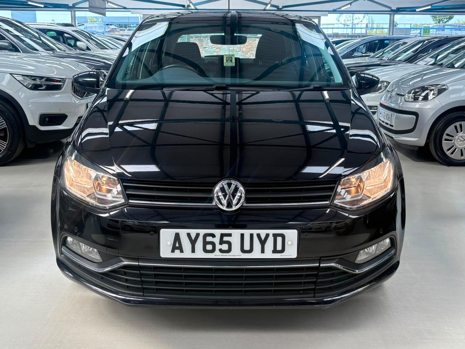 Volkswagen Polo 2015 - Cars in Bolton