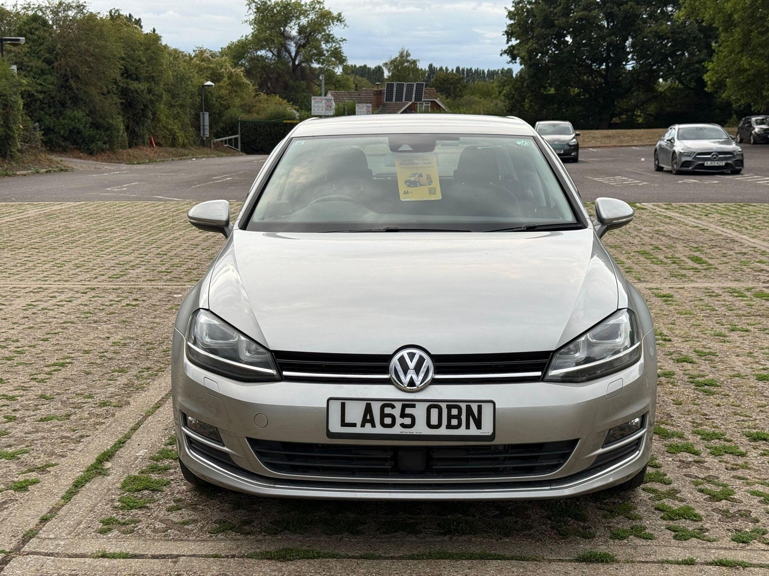 Volkswagen Golf 2015 - Cars