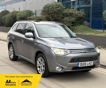 Mitsubishi Outlander 2015