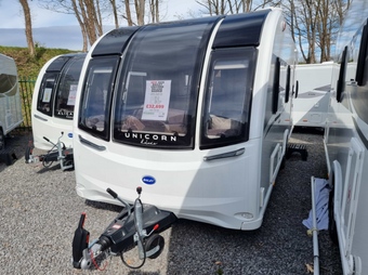 Bailey Unicorn Deluxe Madrid 2026