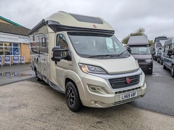 Burstner Ixeo TL 680 G 2019