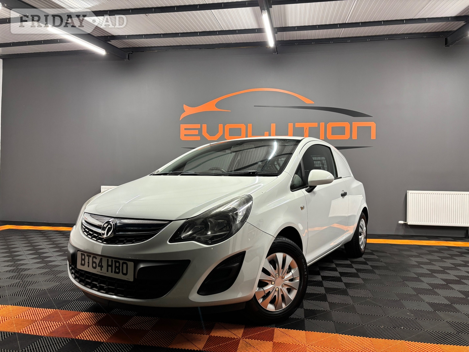 Vauxhall Corsa Van 2014 - Cars in Lochgelly