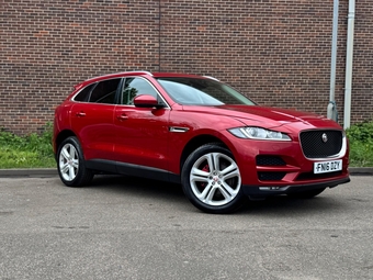 Jaguar F-Pace 2016