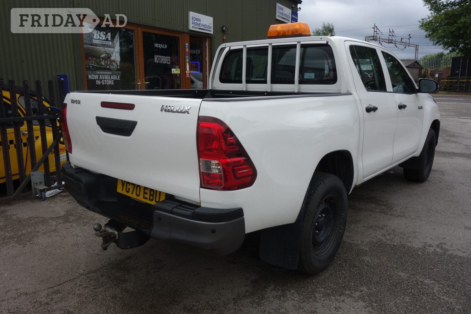 [ berth ]Toyota Hilux